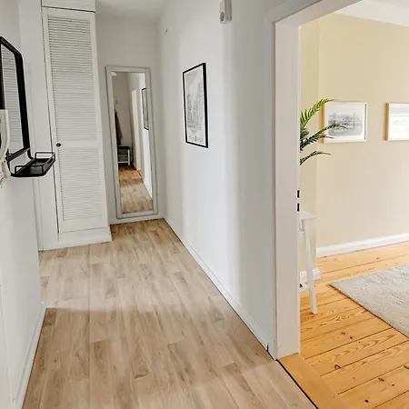 Mittendrin - Mit 2 Balkonen Sehr Zentral