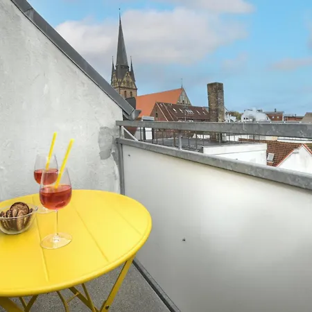 Lejlighed Mittendrin - Mit 2 Balkonen Sehr Zentral Flensborg